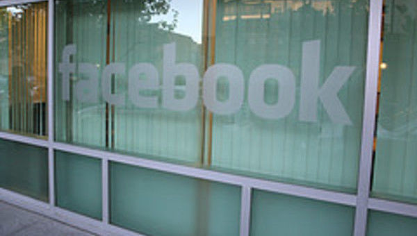 La libra de Facebook, una entre miles